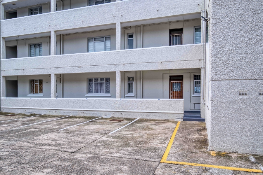 3 Bedroom Property for Sale in Summerstrand Eastern Cape